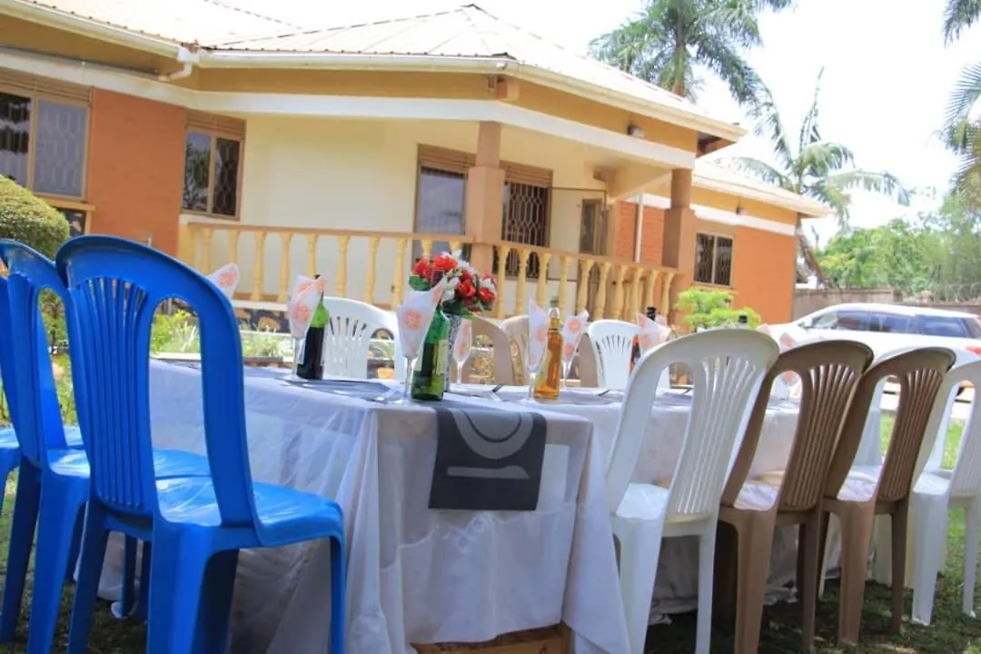 Stairways Guest House K Kampala